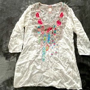 Johnny Was white embroidered shirt
